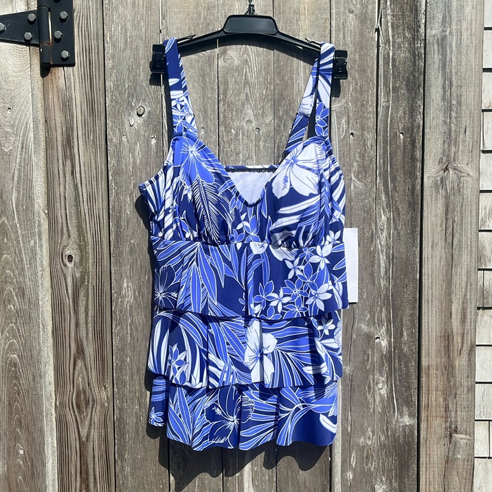 Shape Solver by Penbrooke Blue/White Floral Ruffle Padded Tankini Top,10,NWT